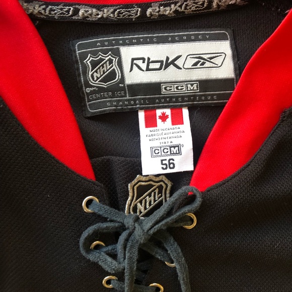 Chicago Blackhawks Patrick Kane Jersey - Picture 5 of 5